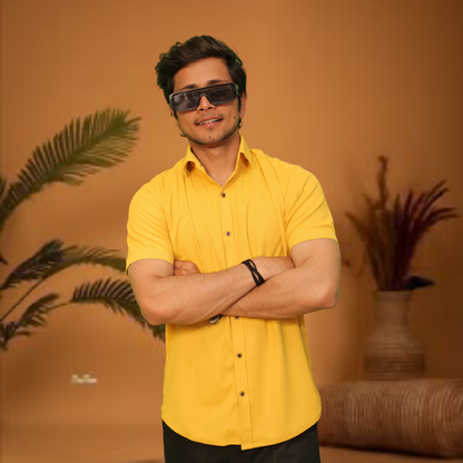 Vibrant Short Sleeve Summer Button-Down Shirt